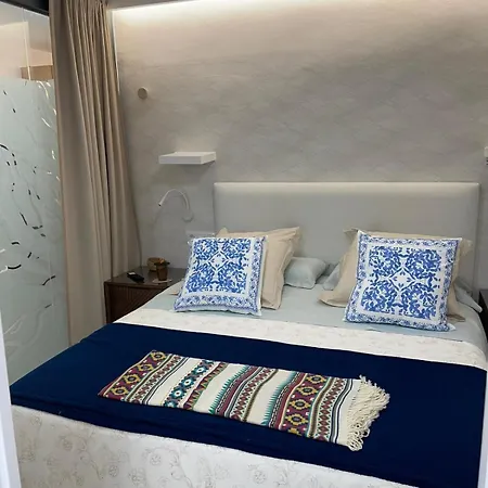 Lolazen Lascanteras *