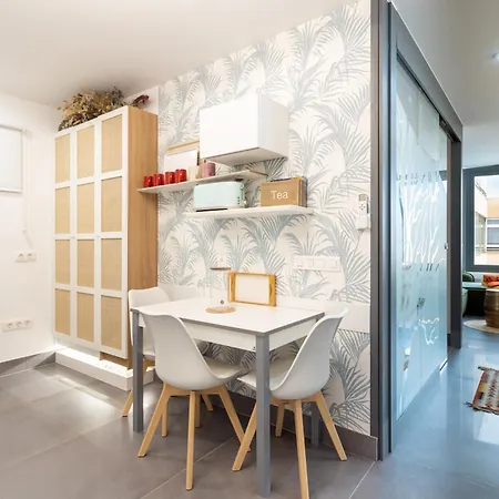 Lolazen Lascanteras Apartment